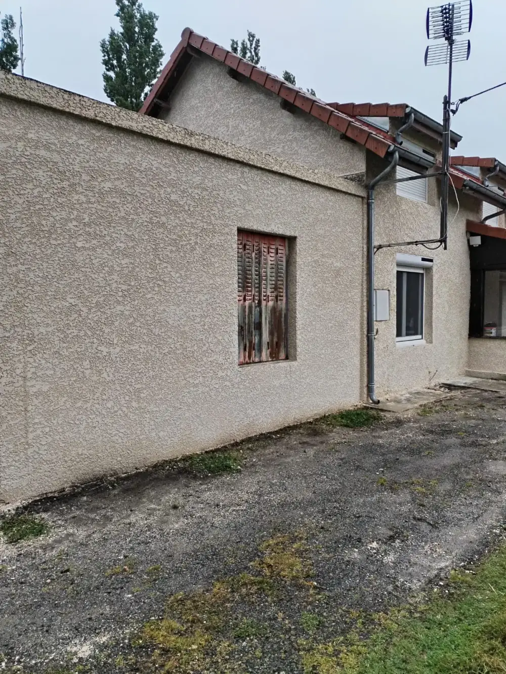 Entreprise Rodier - Ravalement de façade à Abrest (10)